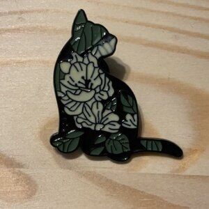 Black Cat Floral Enamel Pin Decorative Accessory Unique Design Cute Lapel